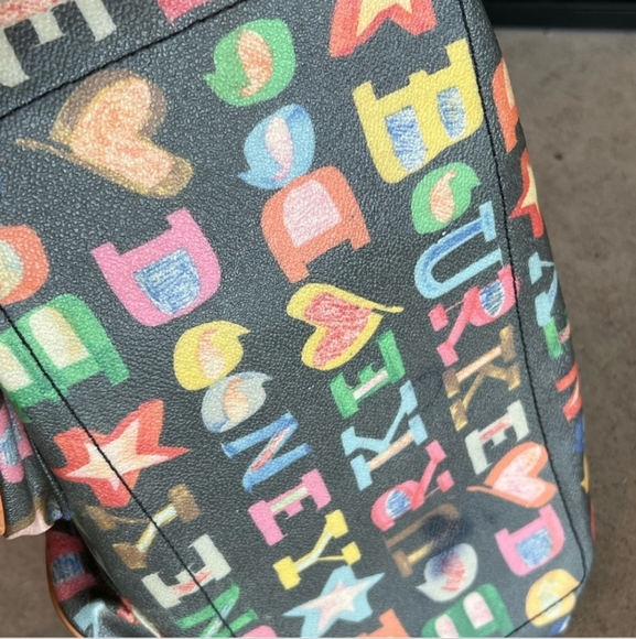 Dooney & Bourke vintage black with scribble print shoulder bag w/ rainbow zipper - Picture 2 of 6